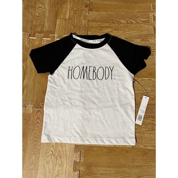 NWT Rae Dunn “Homebody” BOYS RAGLAN SHORT SLEEVE SHIRT Sz 5 - Picture 2 of 7